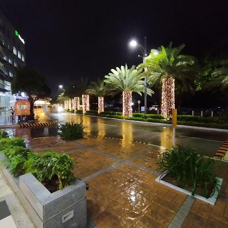 Mactan Newtown Seaview Condo By Fjcivo Isla de Mactán Exterior foto