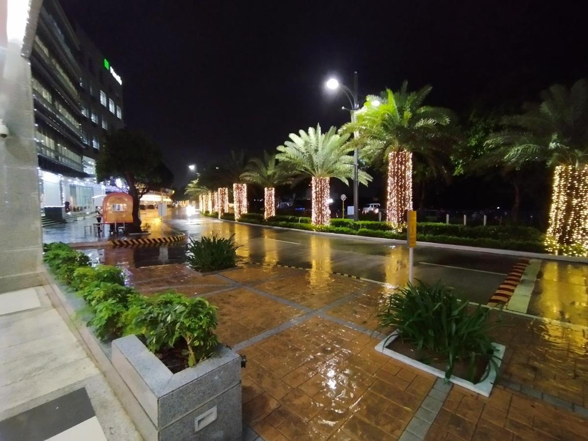 Mactan Newtown Seaview Condo By Fjcivo Isla de Mactán Exterior foto