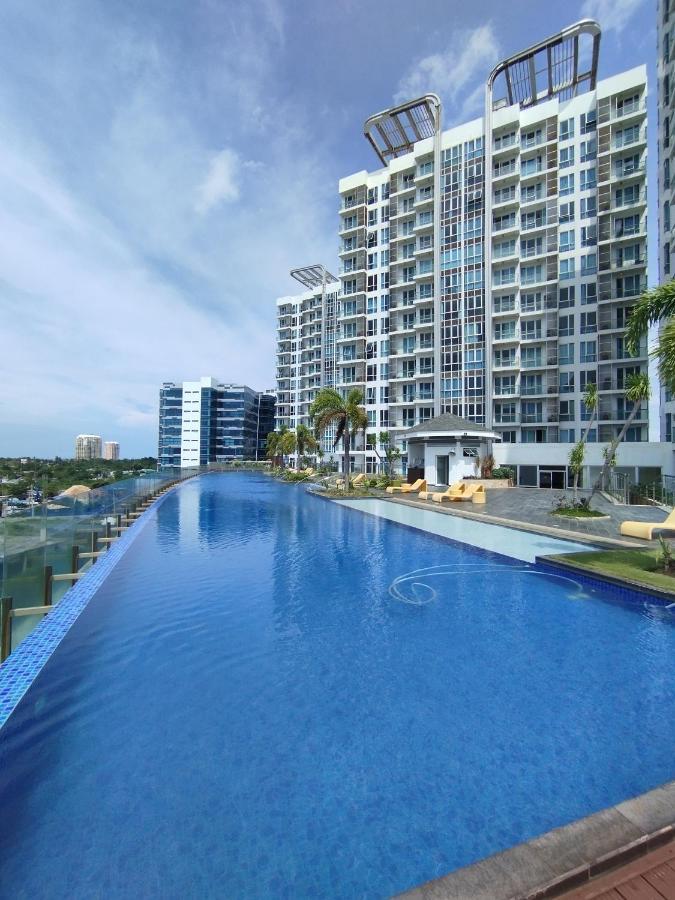 Mactan Newtown Seaview Condo By Fjcivo Isla de Mactán Exterior foto